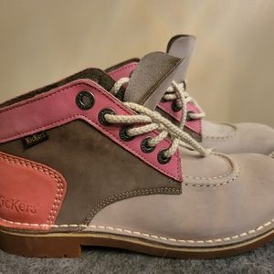 Kickers new pink and beige 39 small shoez